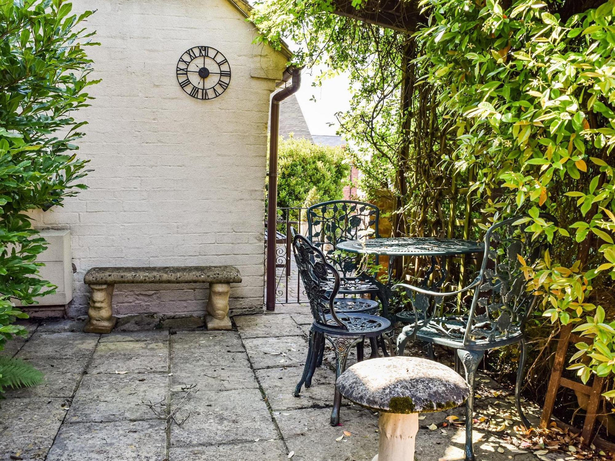 Saxon Barn Broom Exterior foto