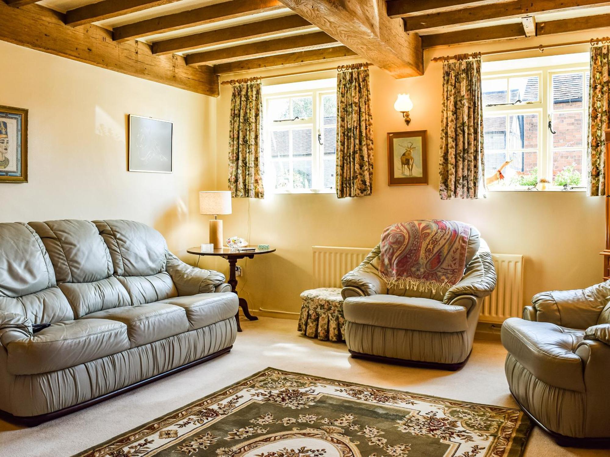 Saxon Barn Broom Exterior foto